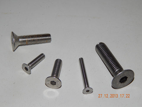 COUNTERSUNK SCREWS